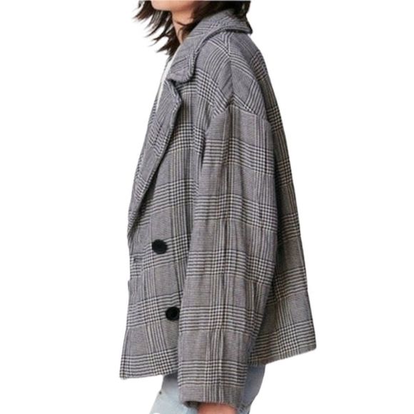 ZARA Checkered Double Breasted Quilted Oversized Short Coat - Picture 4 of 17